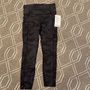 Lululemon fast and free tight 25” camo Sz 8 NWT